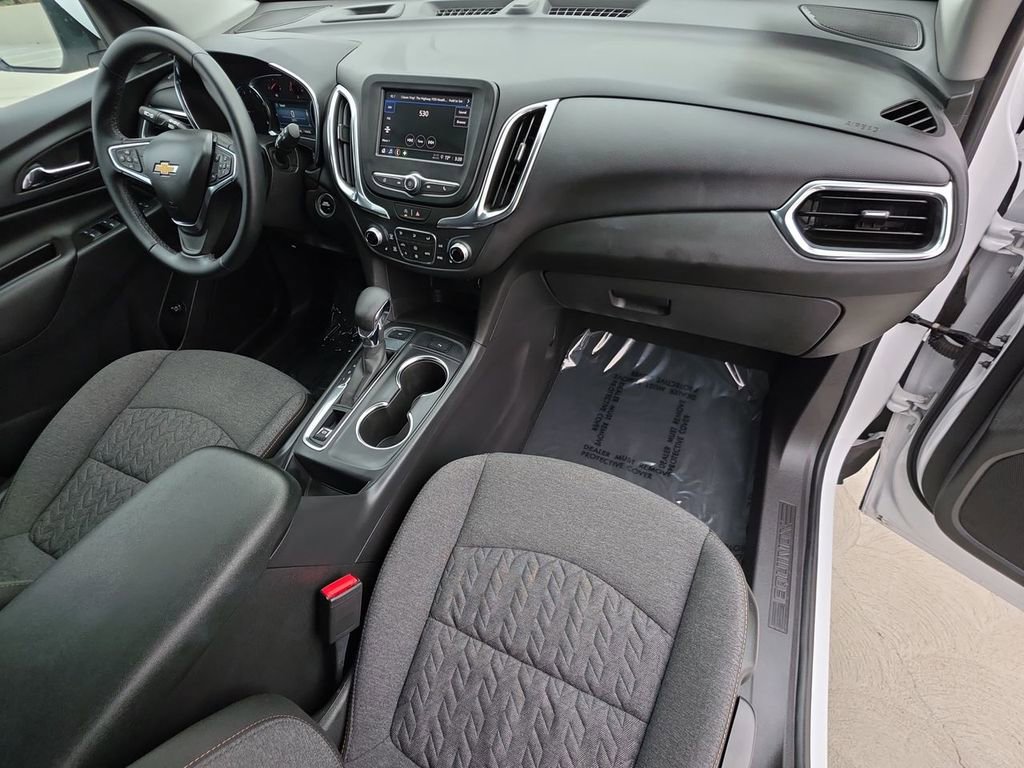 Used 2024 Chevrolet Equinox LT image 30