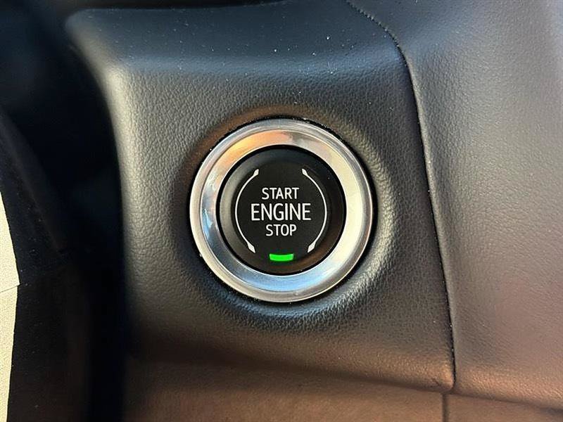 Used 2021 Chevrolet Tahoe Premier RWD image 32