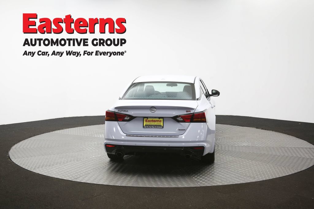 Used 2023 Nissan Altima 2.0 SR FWD image 39