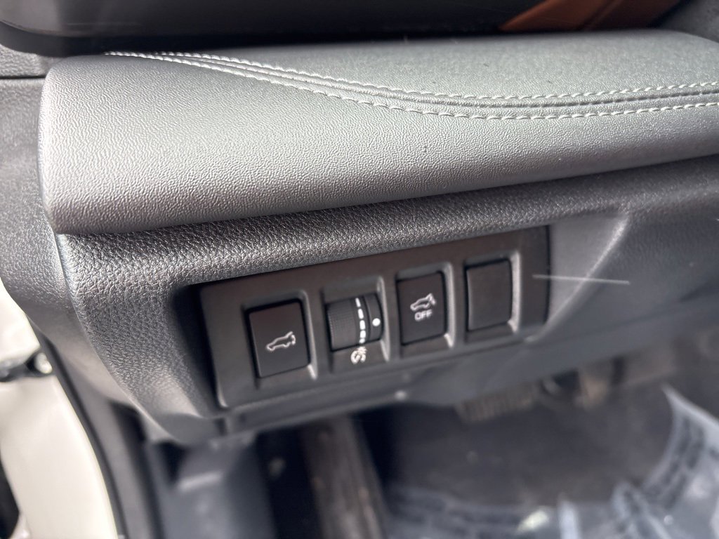 Certified 2025 Subaru Outback Touring XT image 22