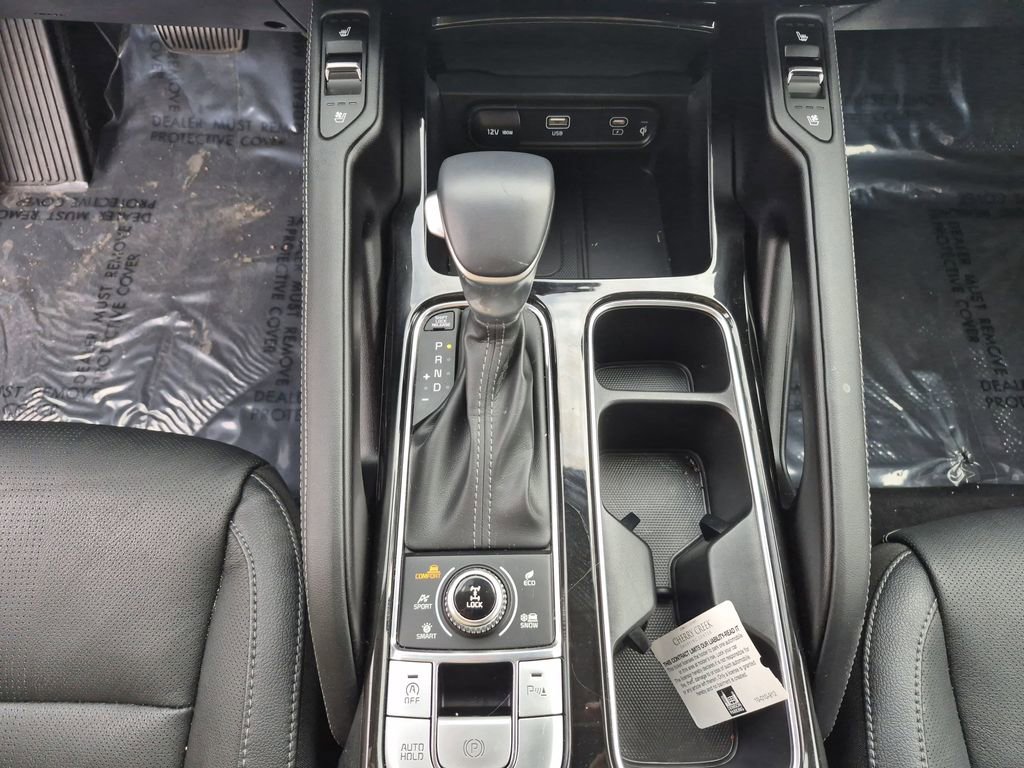 Used 2025 Kia Telluride EX image 10