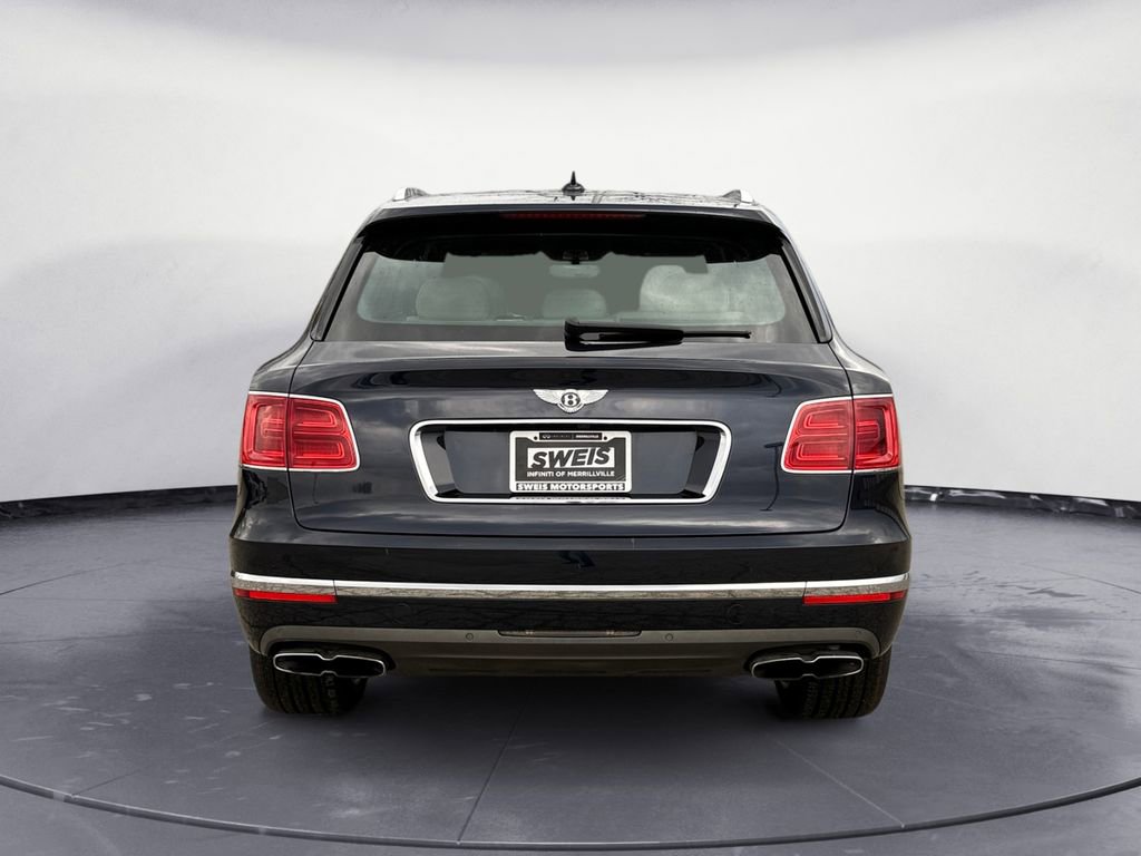 Used 2019 Bentley Bentayga image 19
