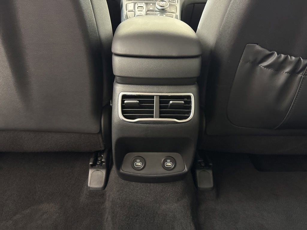 Used 2023 Hyundai Santa Fe SEL w/ Cargo Package image 23
