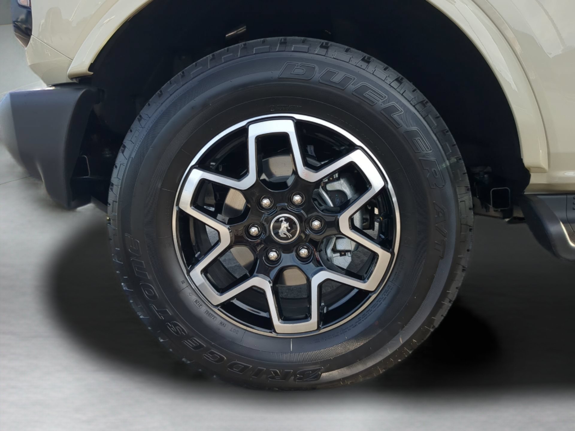 New 2026 Ford Bronco Outer Banks AWD/4WD image 73