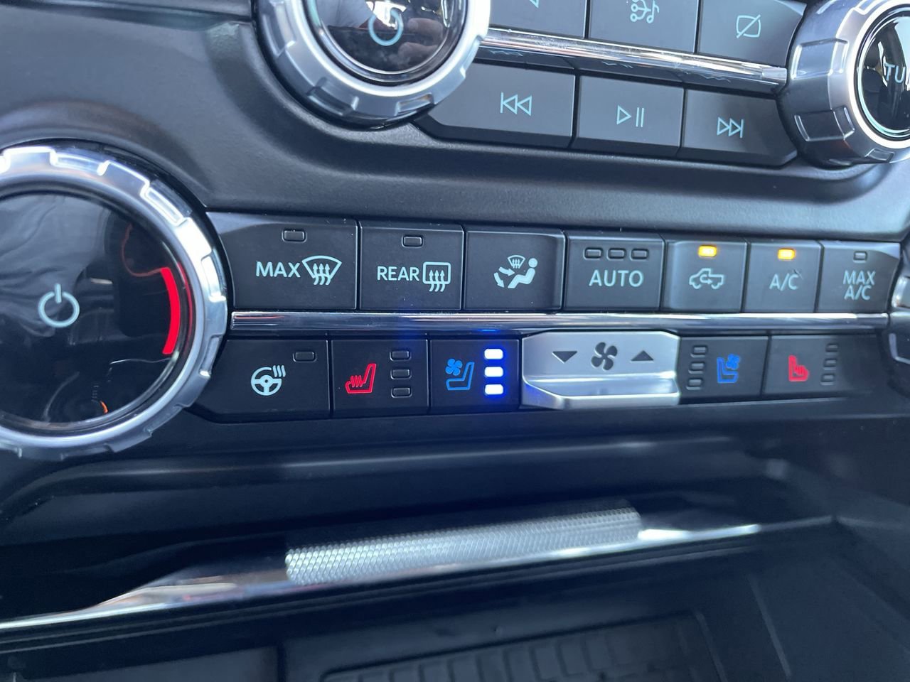 Used 2024 Ford F150 Raptor image 26