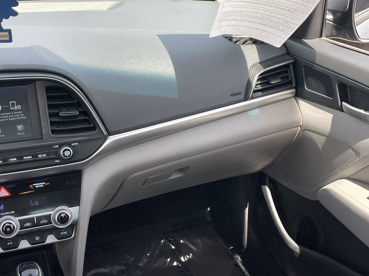 Used 2020 Hyundai Elantra SEL FWD image 15