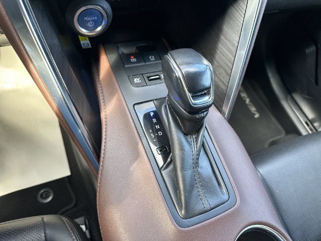 Used 2021 Toyota Venza XLE w/ Softex Package AWD/4WD image 29