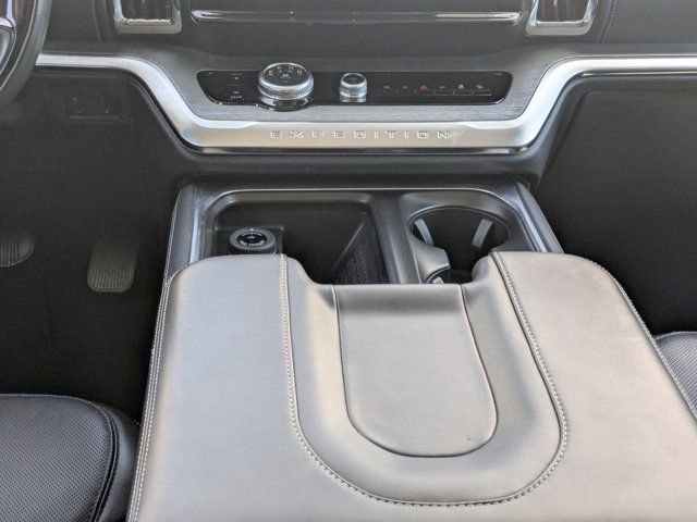 Used 2025 Ford Expedition Max Platinum AWD/4WD image 21