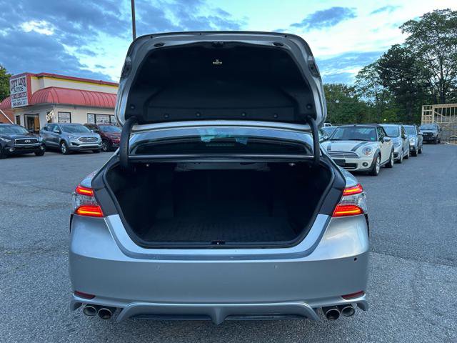 Used 2018 Toyota Camry XSE image 15