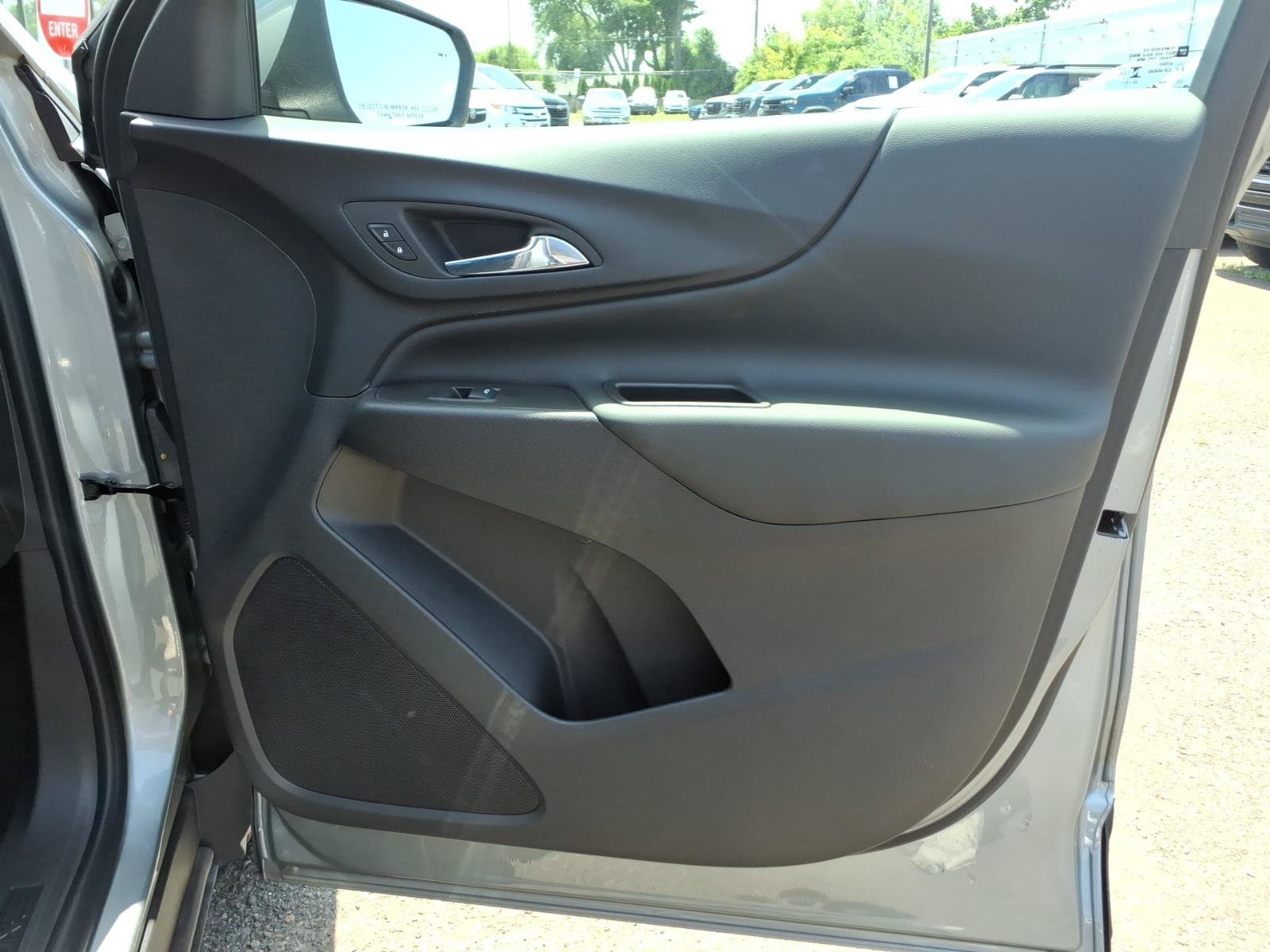 Certified 2024 Chevrolet Equinox LT AWD/4WD image 31