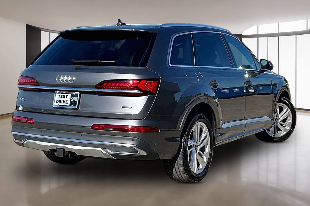 Used 2023 Audi Q7 3.0T Premium Plus AWD/4WD image 2
