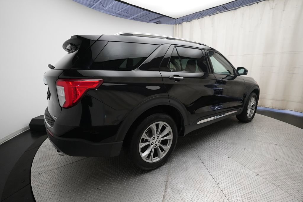 Used 2023 Ford Explorer Limited w/ Equipment Group 301A AWD/4WD image 36