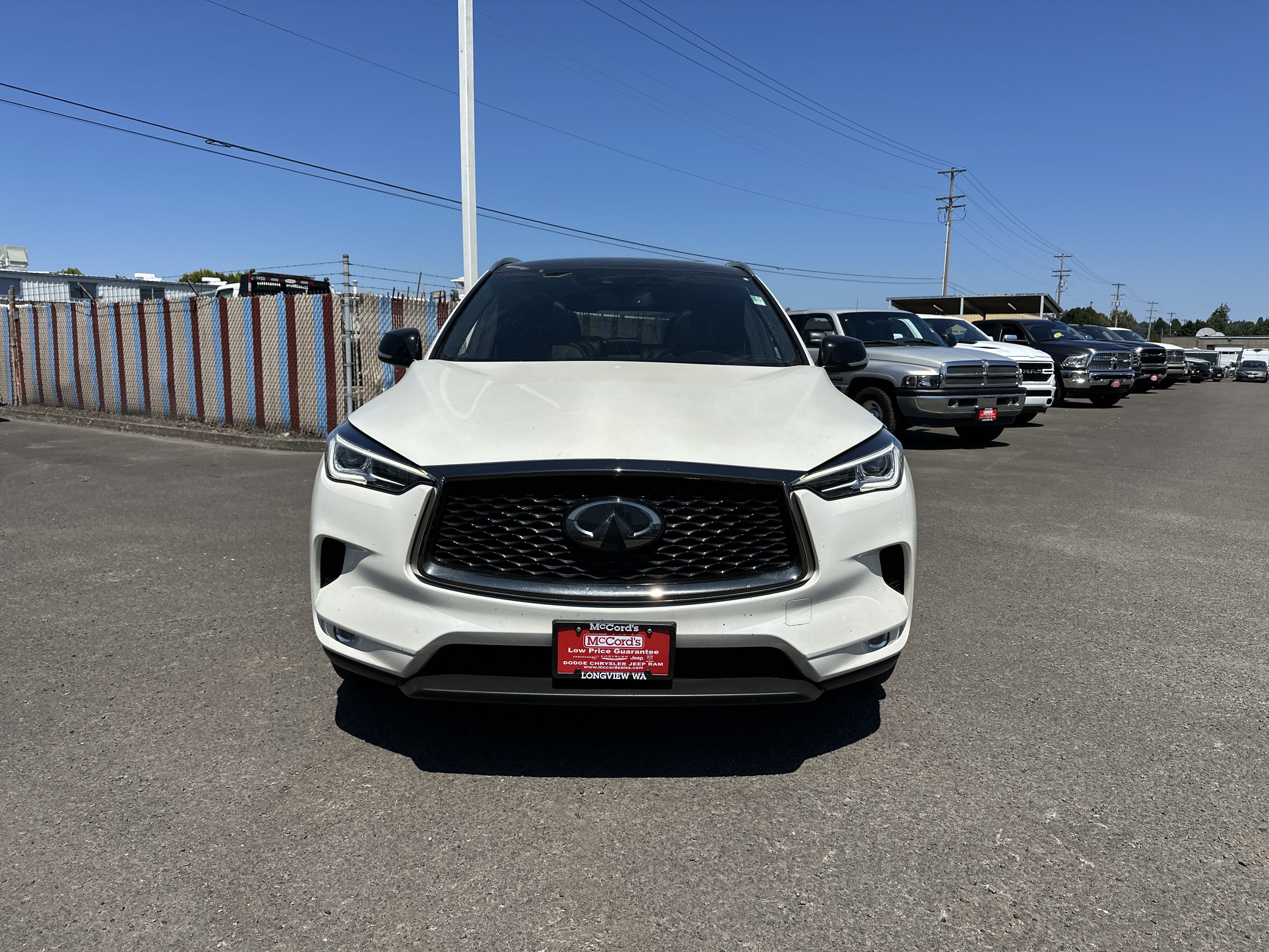 Used 2021 INFINITI QX50 Luxe w/ Appearance Package AWD/4WD image 8