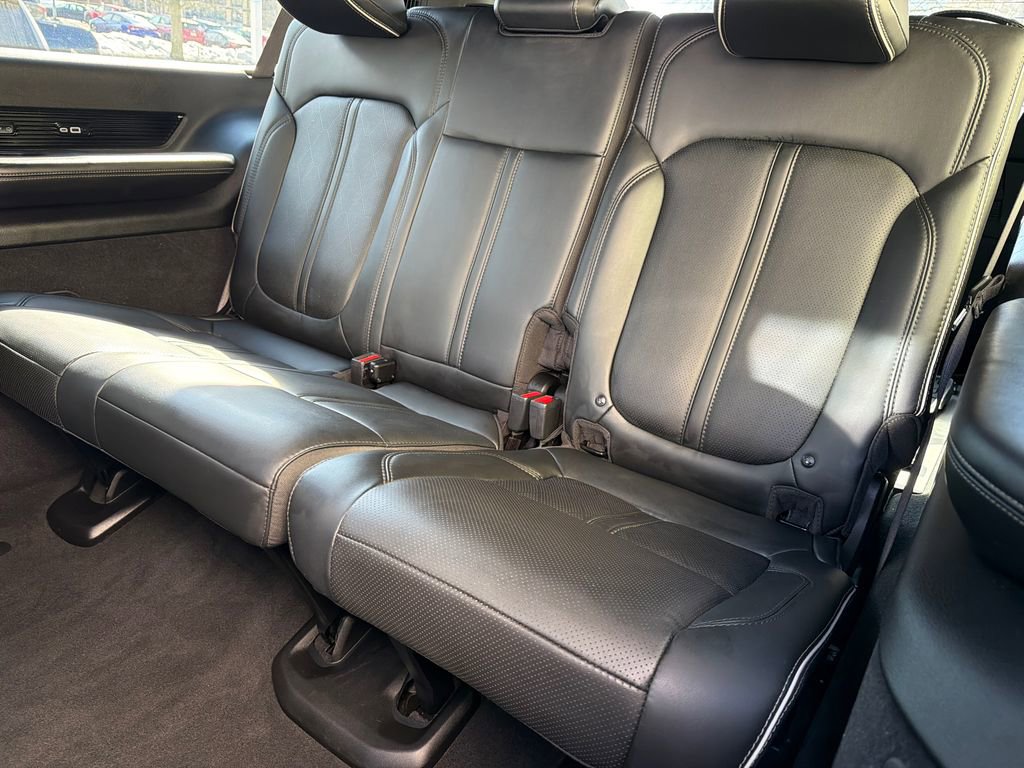 Used 2024 Jeep Grand Wagoneer L Series II w/ Quick Order Packagew 28T image 18