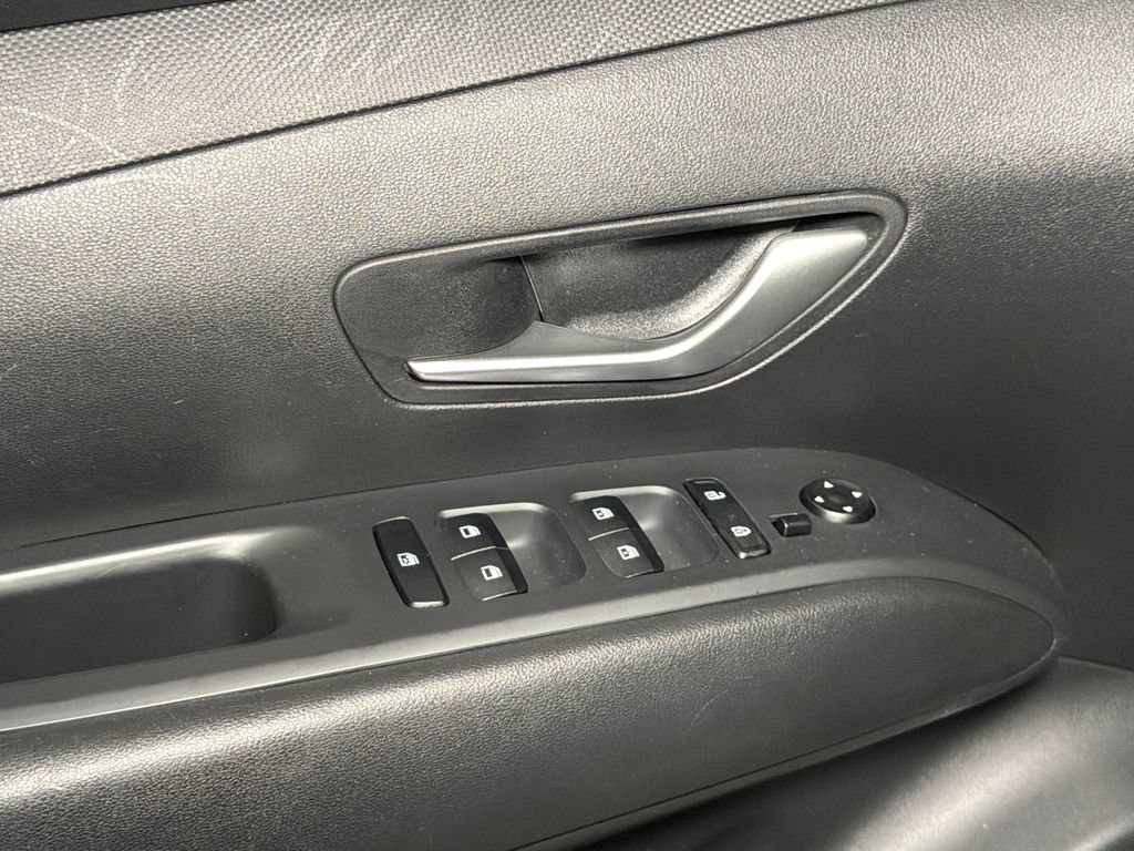 Used 2022 Hyundai Tucson Blue AWD/4WD image 18