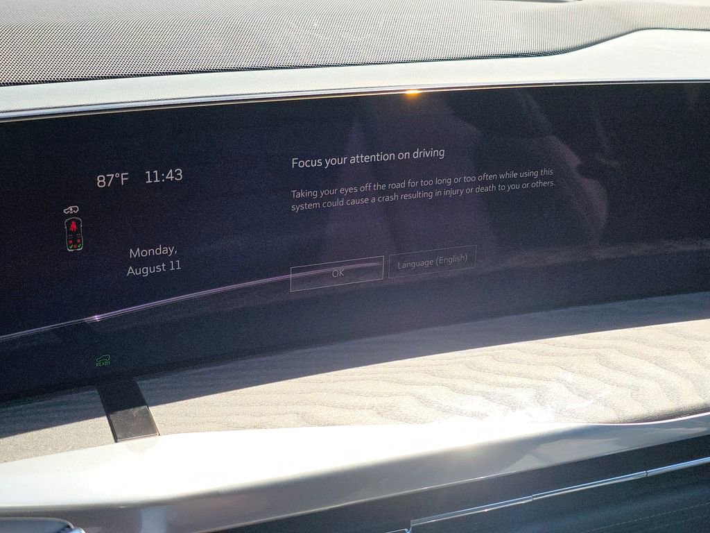 New 2025 Cadillac Escalade IQ Luxury 2 image 28