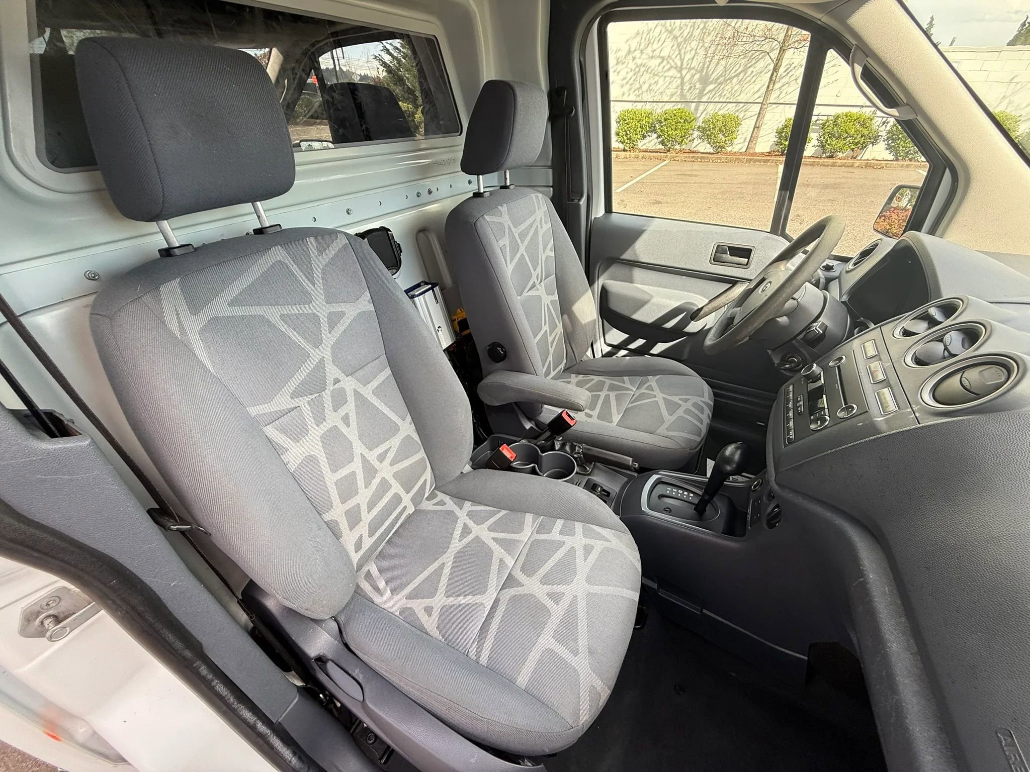 Used 2013 Ford Transit Connect XLT FWD image 10
