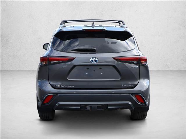 Certified 2024 Toyota Highlander Limited AWD/4WD image 7