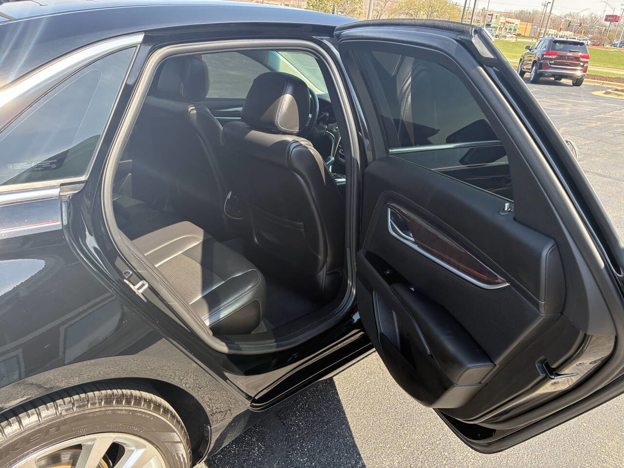 Used 2016 Cadillac XTS Luxury w/ Driver Awareness Package image 22