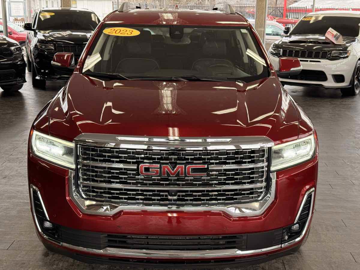 Used 2023 GMC Acadia Denali FWD image 3