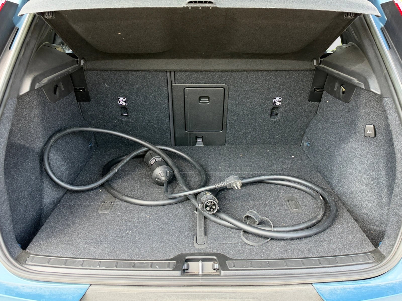 Used 2023 Volvo XC40 Recharge Ultimate AWD/4WD image 23