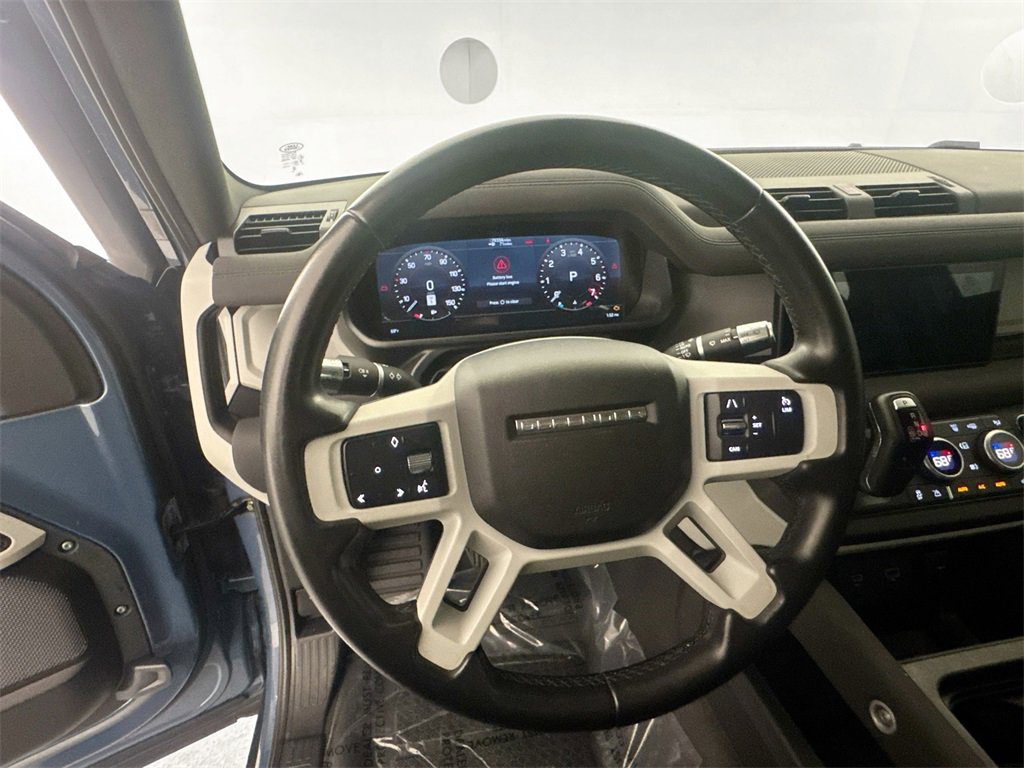 Used 2022 Land Rover Defender 110 S image 11