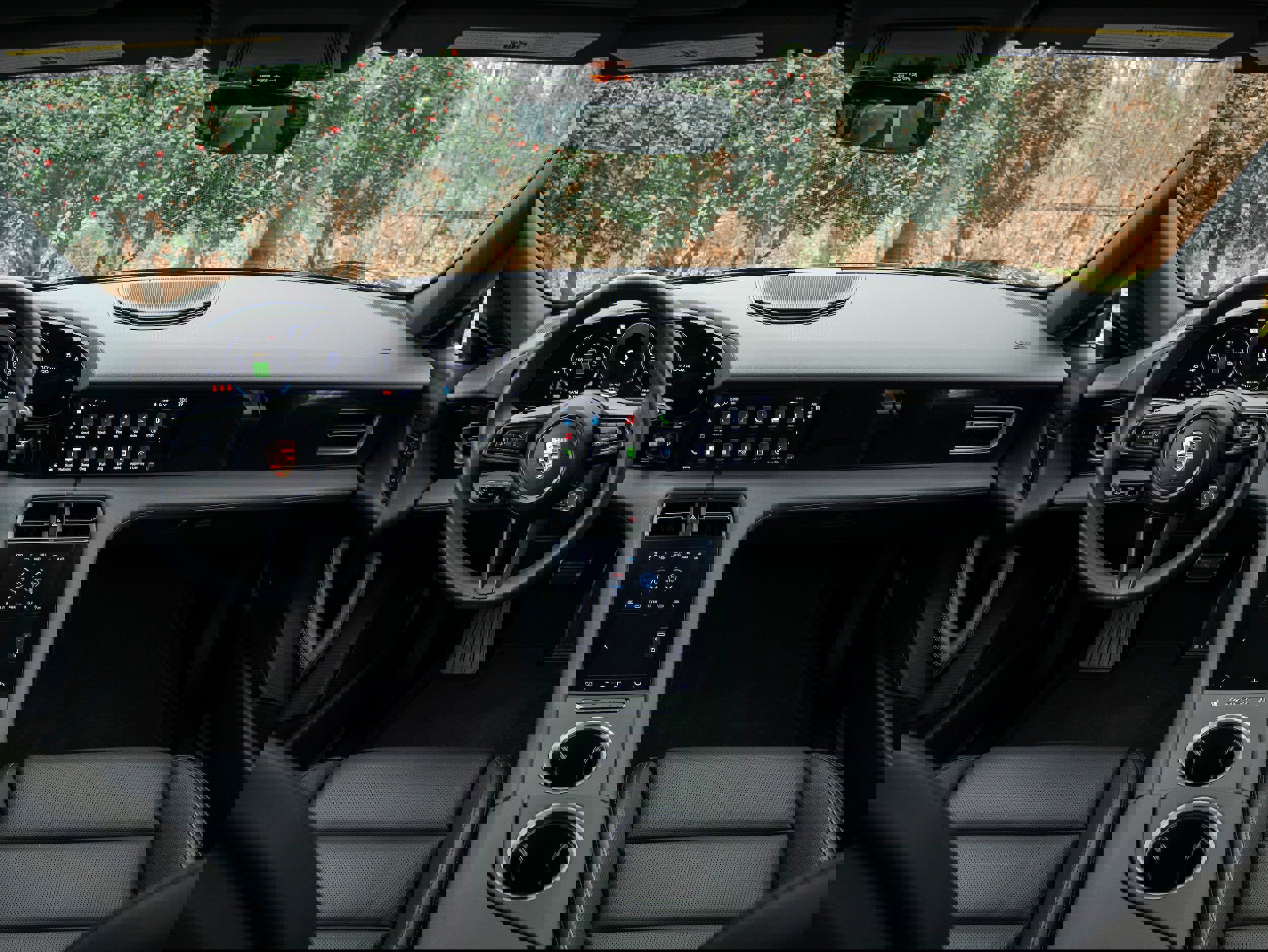 Used 2025 Porsche Taycan 4S image 27