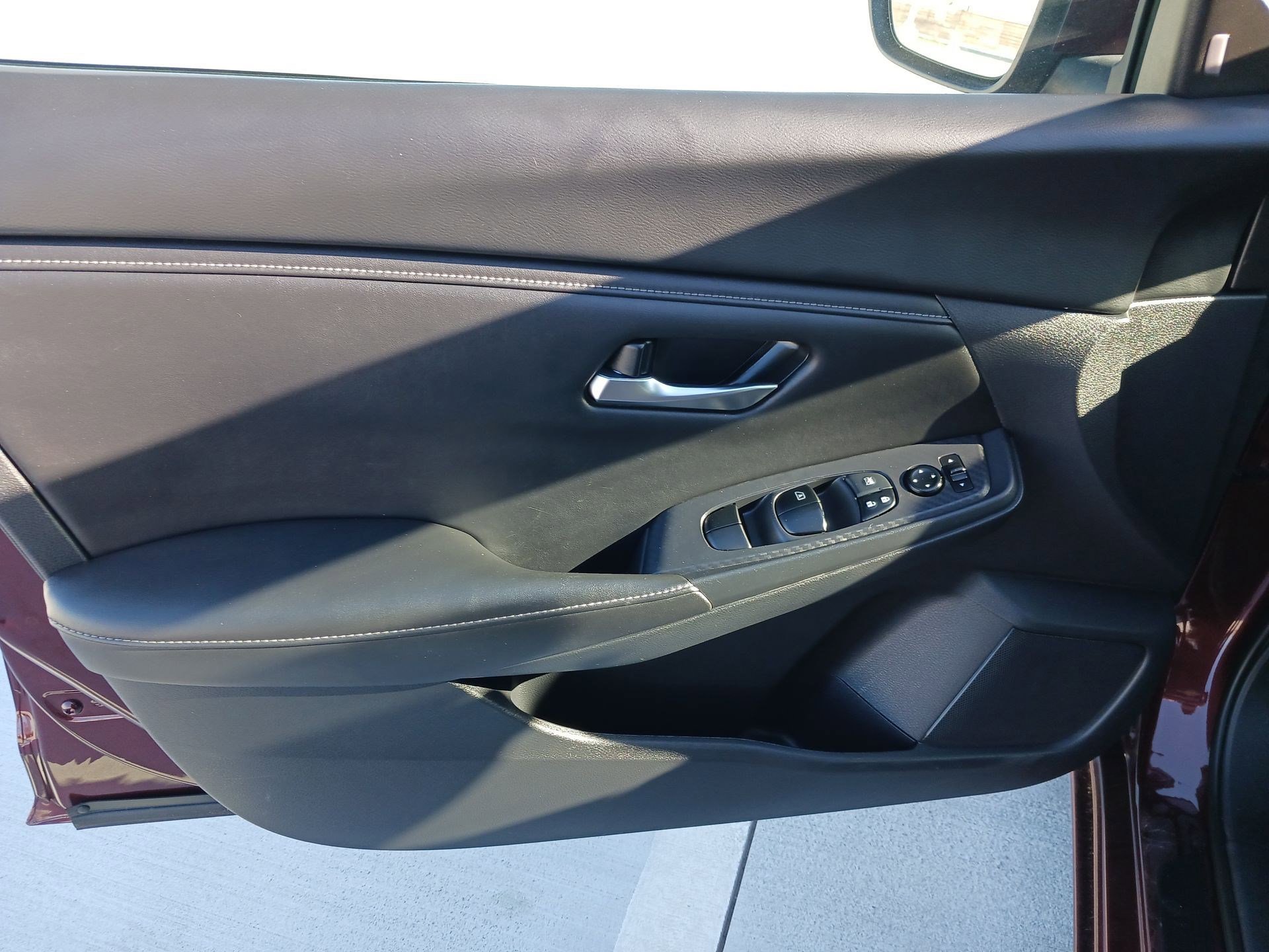 Used 2024 Nissan Sentra SV image 14