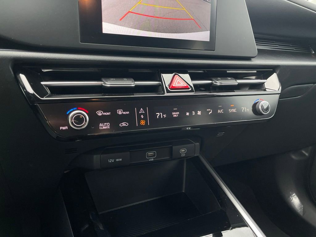 New 2026 Kia Niro LX FWD image 18