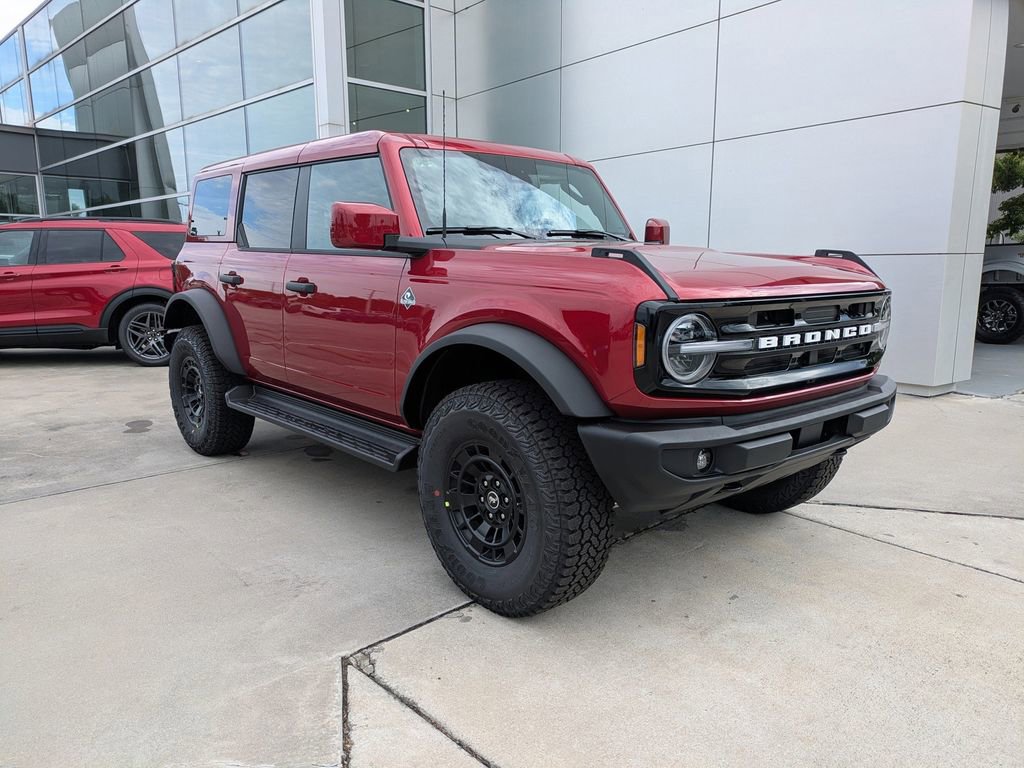 New 2026 Ford Bronco Outer Banks AWD/4WD image 2