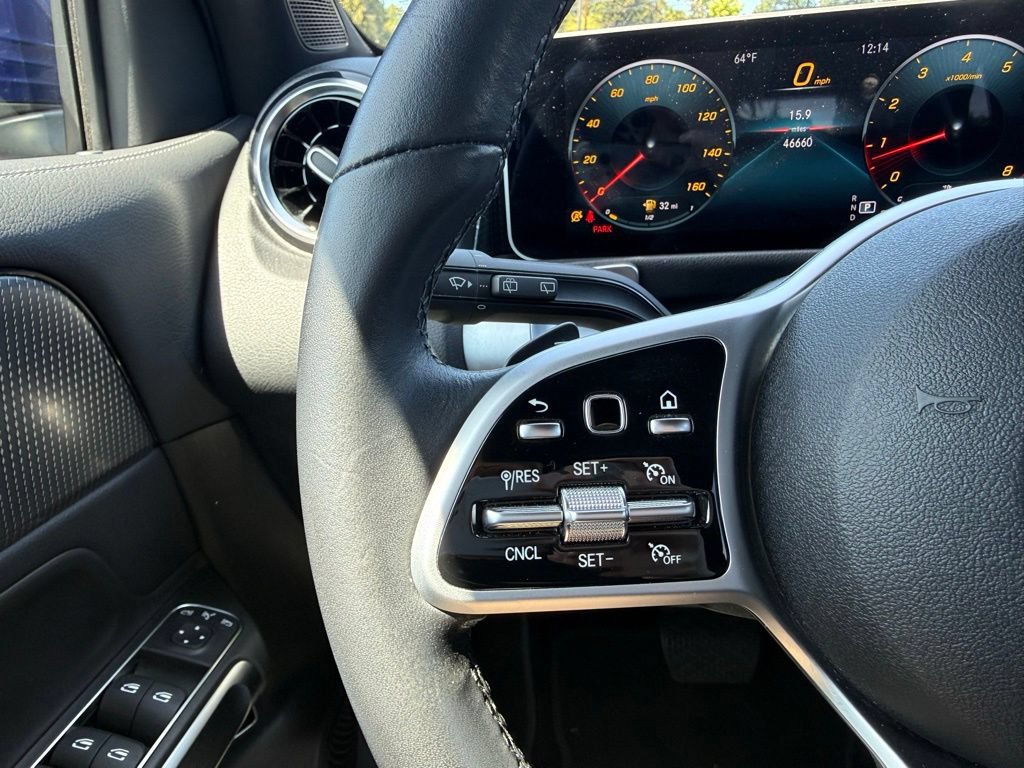 Used 2020 Mercedes-Benz GLB 250 4MATIC image 25
