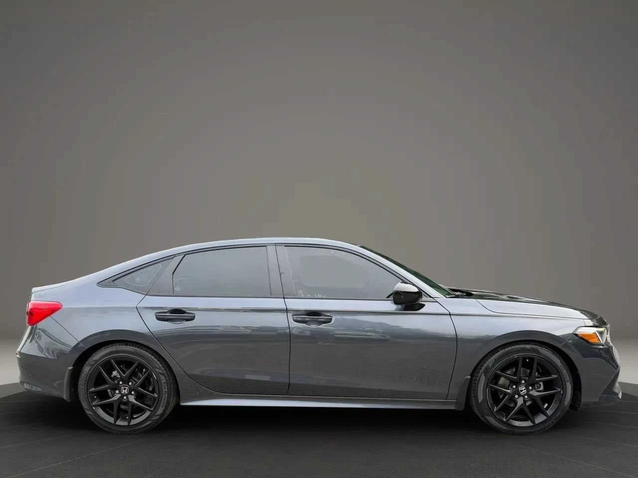 Used 2023 Honda Civic Sport image 7