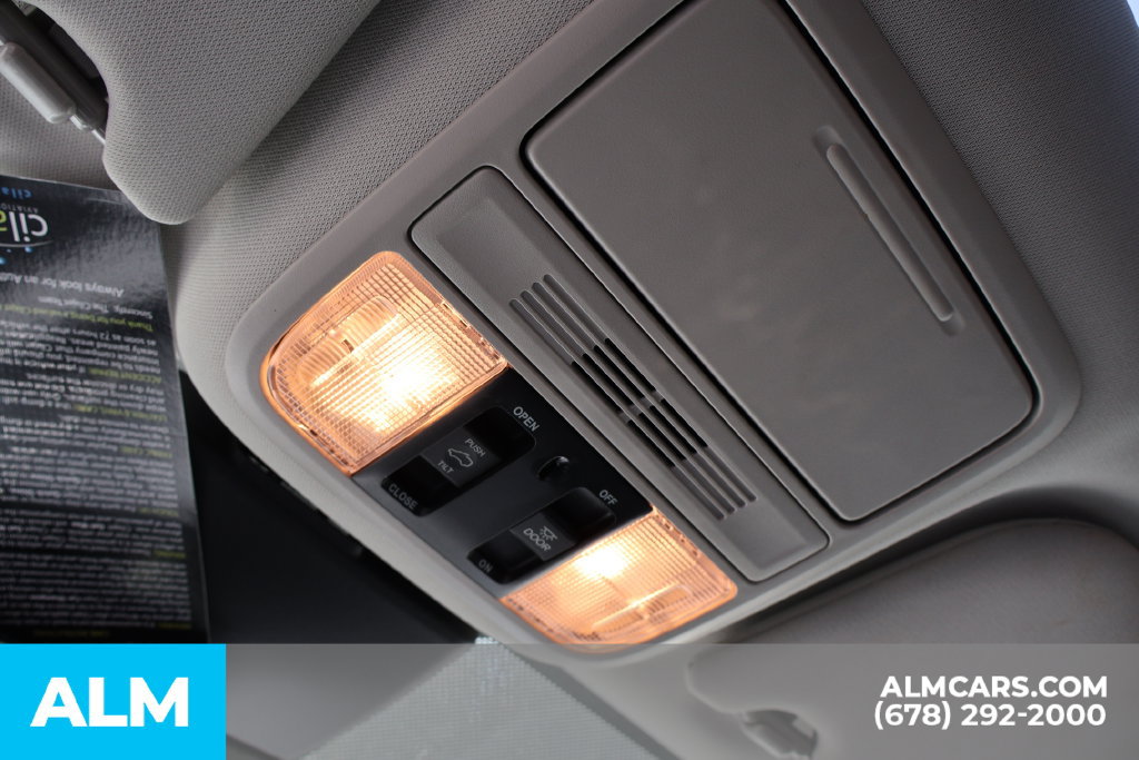Used 2025 Honda Odyssey EX-L image 36