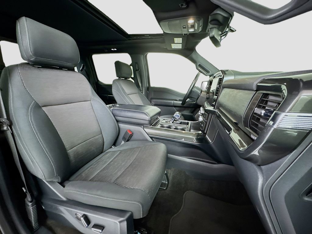 Used 2021 Ford F150 XLT w/ Equipment Group 302A High image 24