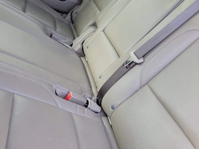 Used 2019 GMC Yukon XL SLT w/ Open Road Package RWD image 13