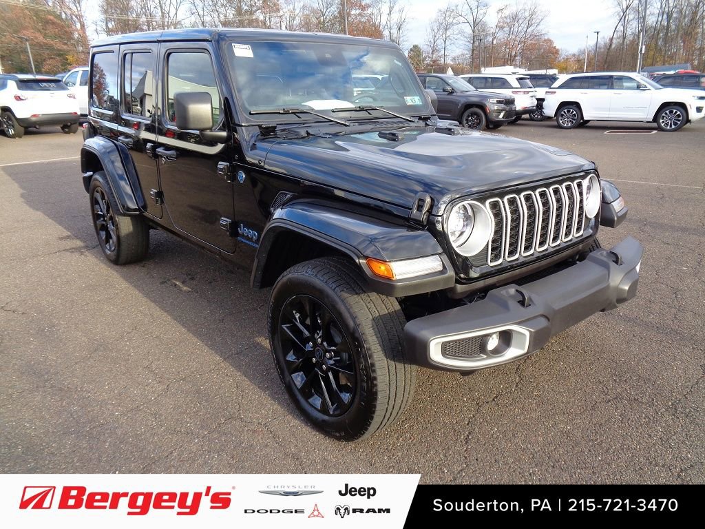 Used 2025 Jeep Wrangler Unlimited Sahara w/ Safety Group