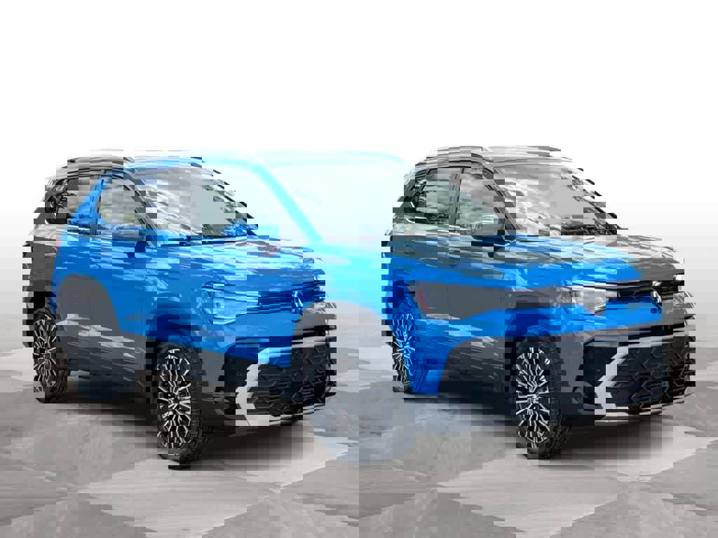 Used 2025 Volkswagen Taos SE image 2