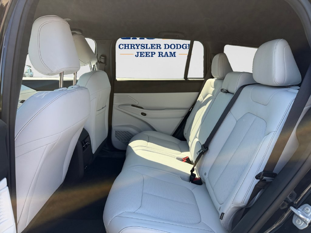 New 2026 Jeep Cherokee Limited AWD/4WD image 9