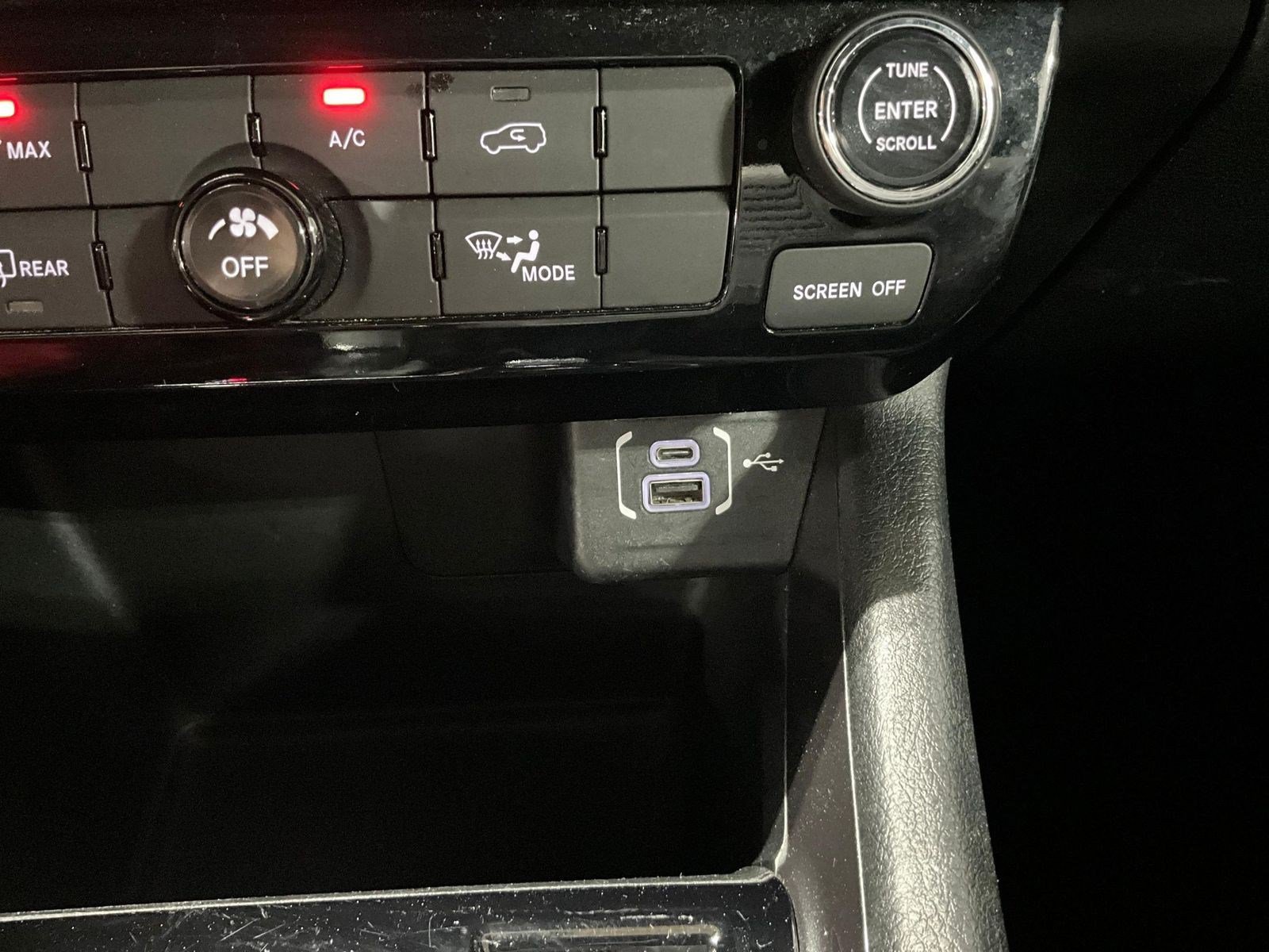 Used 2023 Jeep Compass Sport AWD/4WD image 15