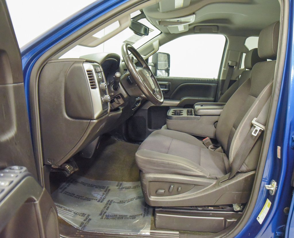 Used 2018 Chevrolet Silverado 2500 LT w/ All Star Edition image 2