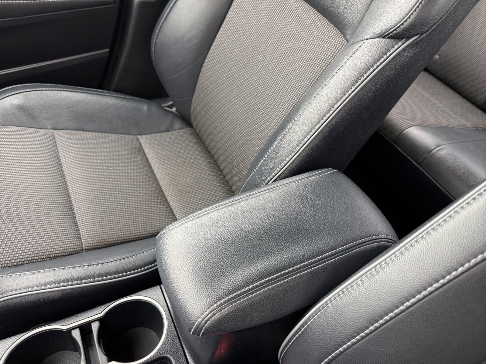 Used 2014 Toyota Corolla S FWD image 14
