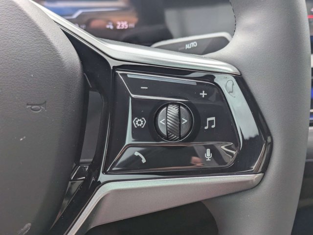 Used 2024 BMW i5 eDrive40i w/ Premium Package RWD image 22