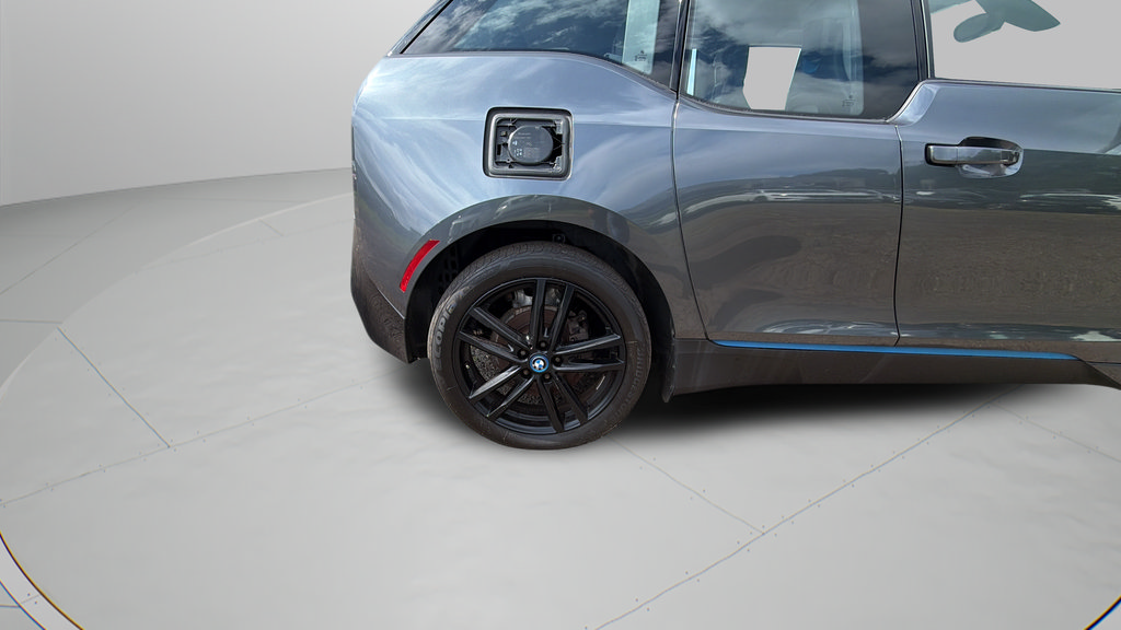Used 2016 BMW i3 w/ Range Extender RWD image 32