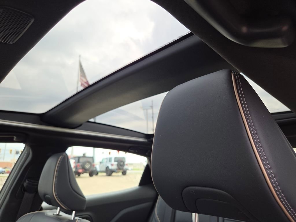 Used 2024 Toyota Crown Platinum image 6