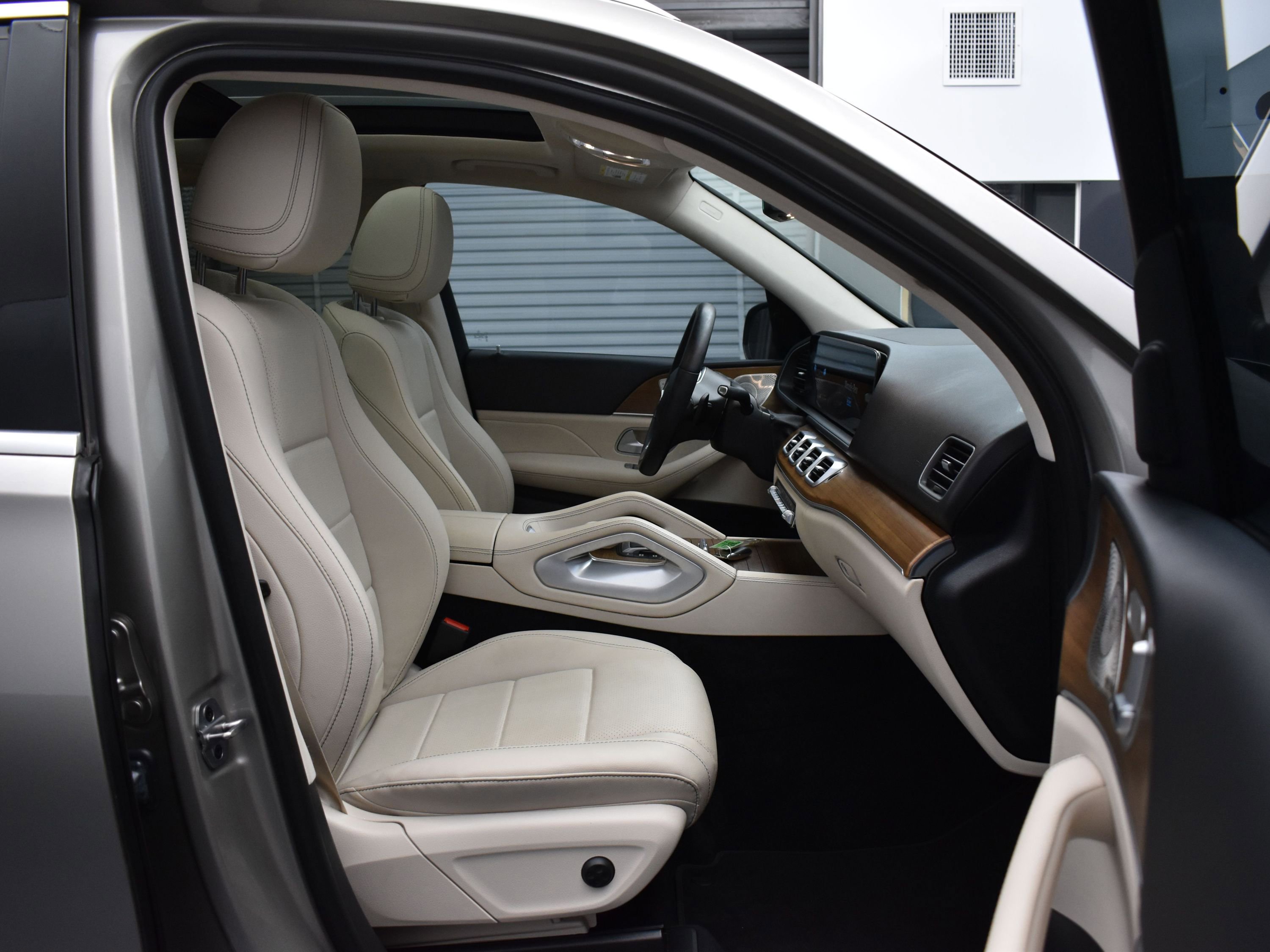 Used 2022 Mercedes-Benz GLE 350 4MATIC image 13