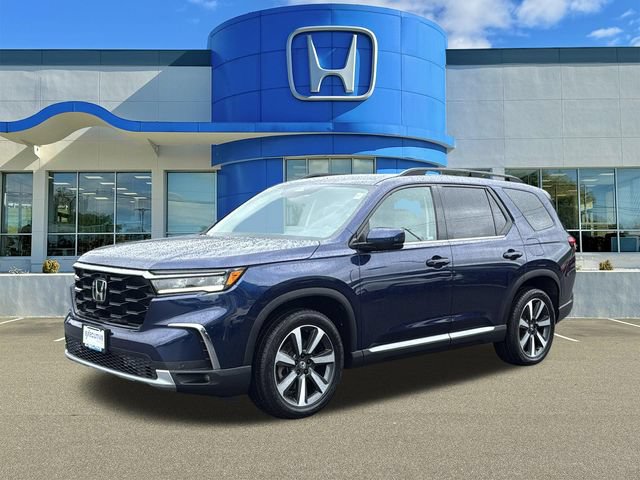 Used 2024 Honda Pilot Touring image 3