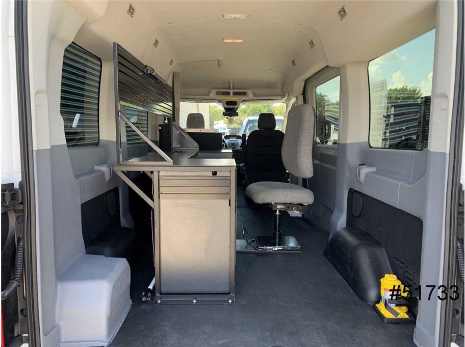 Used 2018 Ford Transit 150 XLT image 10