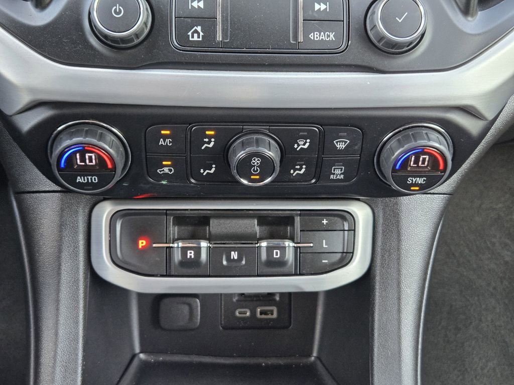 Used 2023 GMC Acadia SLT AWD/4WD image 16