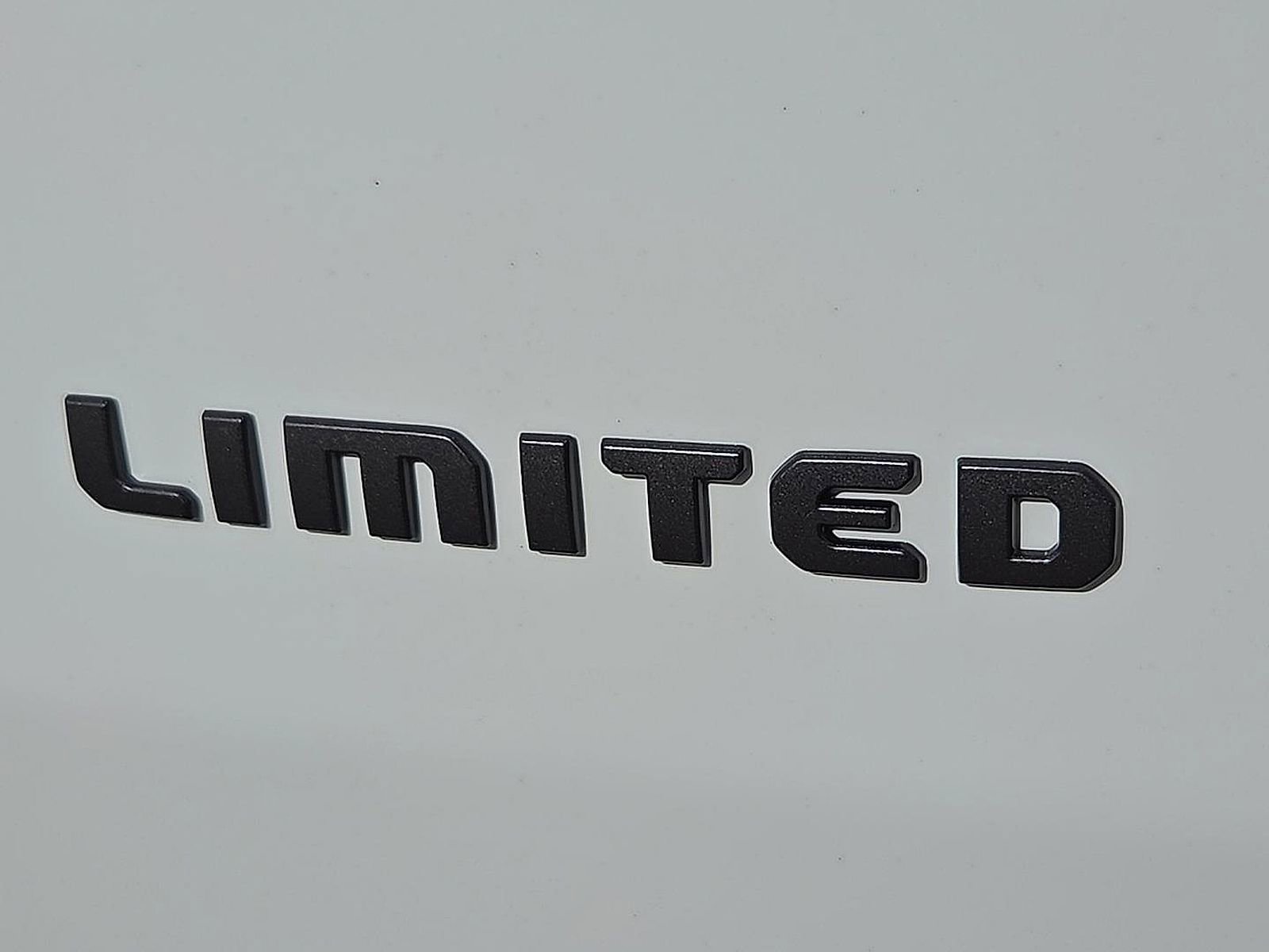 New 2026 Jeep Cherokee Limited image 9