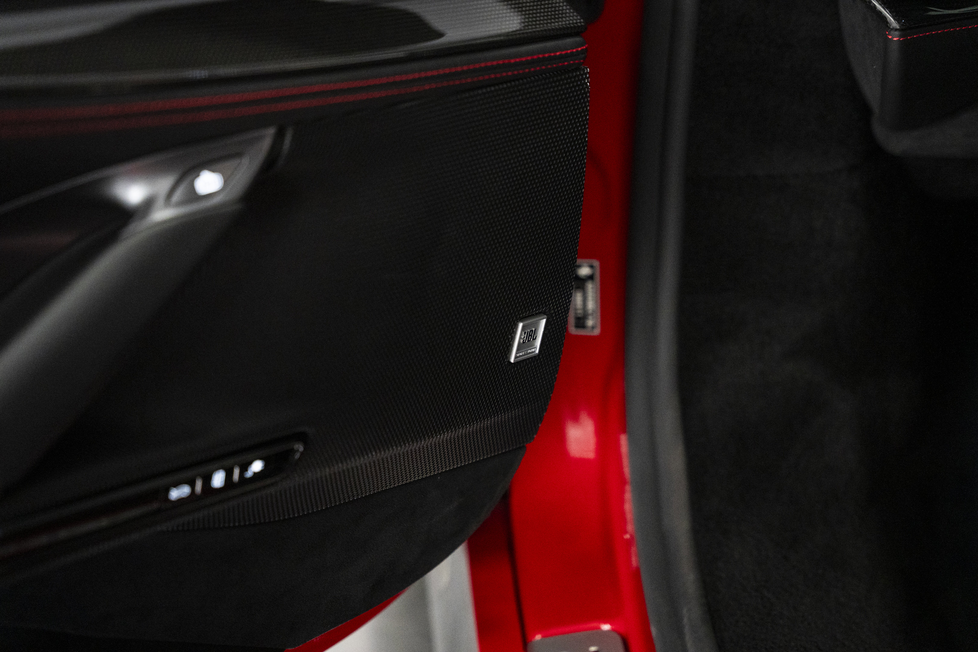 Certified 2021 Ferrari SF90 Stradale image 32